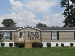 1906 Arrie Rd, Dillon, SC 29536