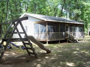 7335 E Wever Rd, Fountain, MI 49410