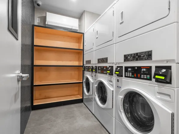 77-63 Vleigh Place image 14 of 16