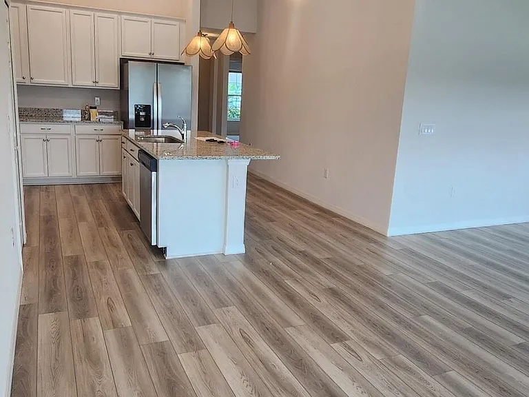 586 Cooper Ct SW — Photo 20