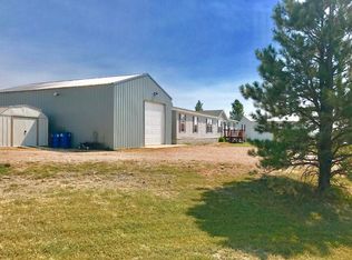 6 Park Dr, Pine Haven, WY 82721