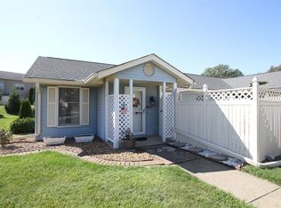 1349 Normandy Dr, Godfrey, IL