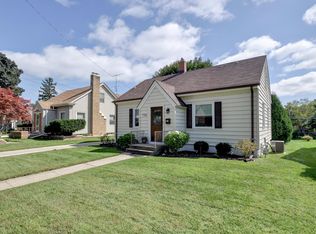 7755 7th Ave, Kenosha, WI 53143