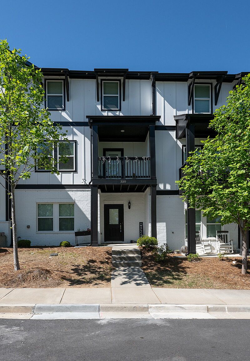 320 Lincoln St, Woodstock, GA 30188 | Zillow