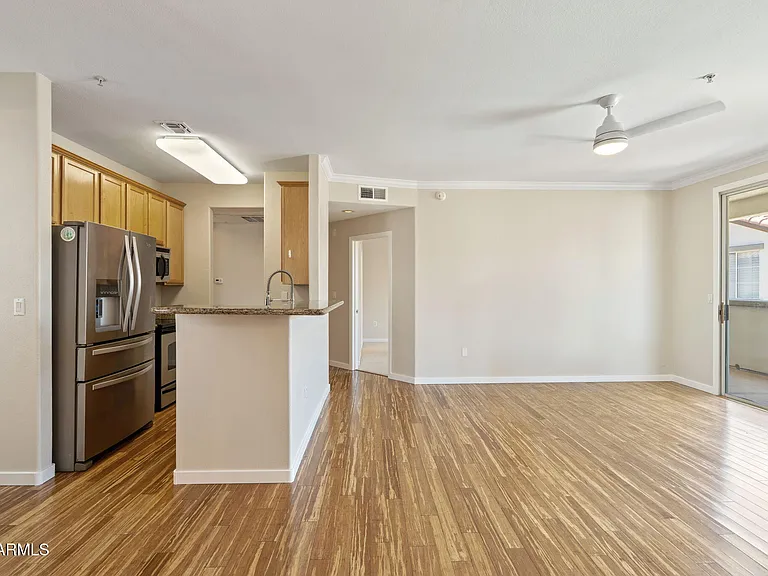 2992 N Miller Rd #B201 — Photo 6