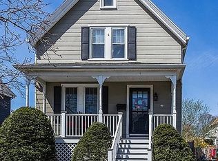 18 Berkshire St, Swampscott, MA 01907