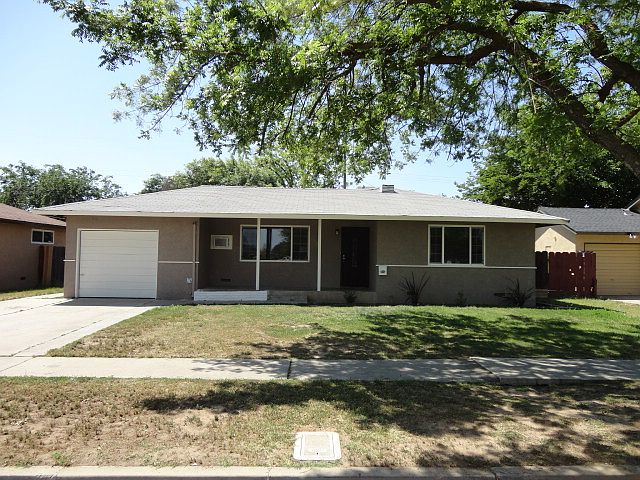 1st image of 3881 N Crystal Ave