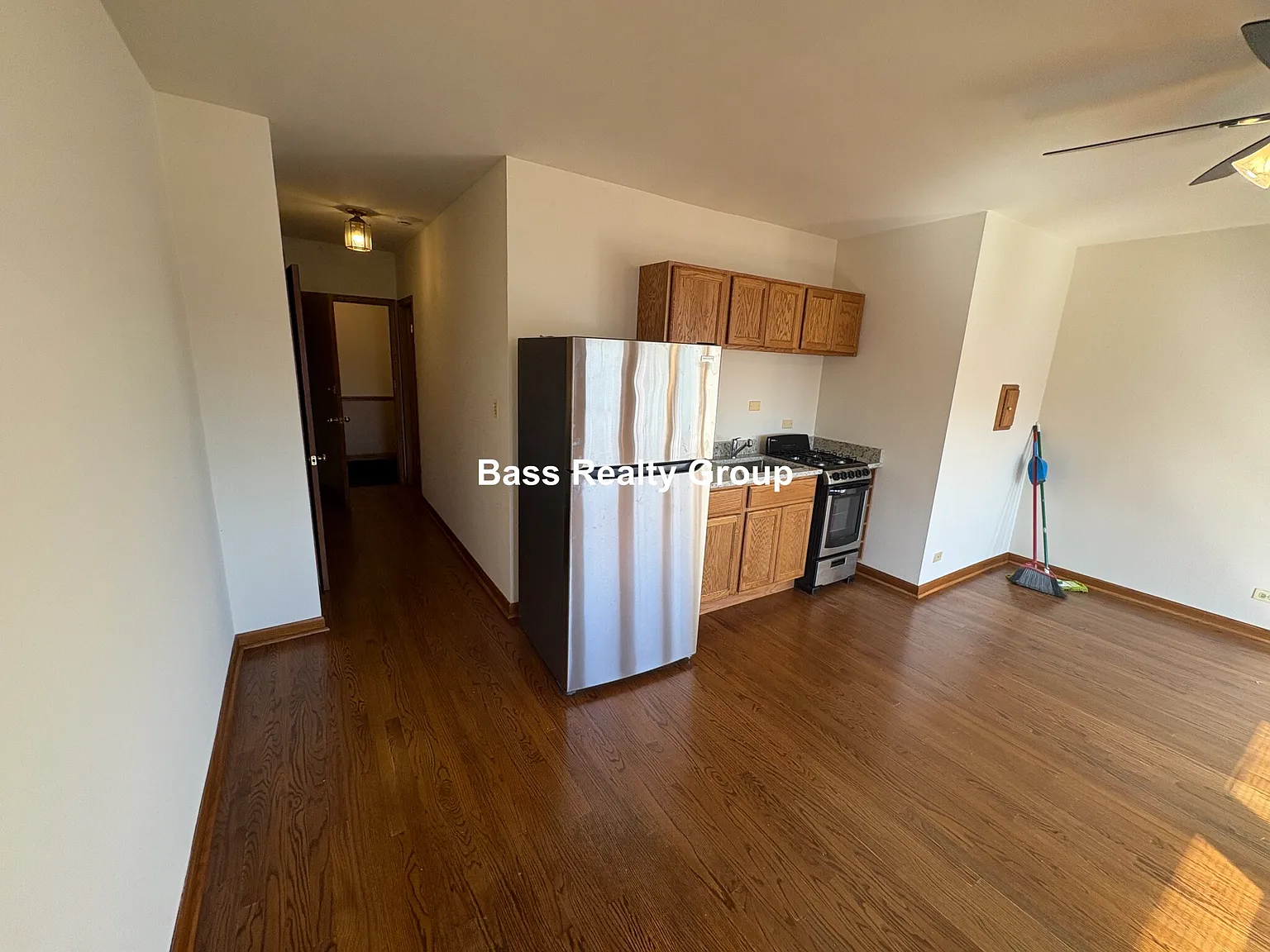 Studio, 1.0 bath, 400 sqft, $1,150 — Photo 3