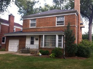 7417 Kilbourn Ave, Skokie, IL 60076