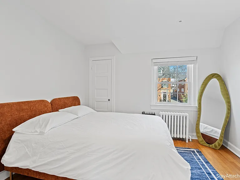 4464 Greenwich Pkwy NW — Photo 10