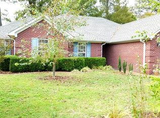 65 Jadewood Dr, Jackson, TN 38305