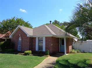 831 Dee Dr, Prattville, AL 36066
