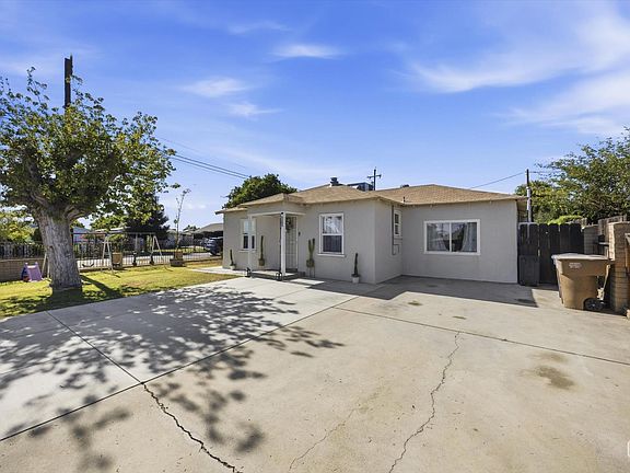 4th image of 3300 Mesa Dr