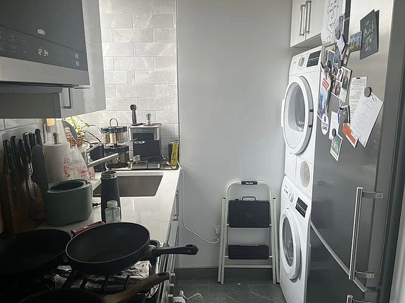 2nd image of 175 W 107th St APT 11