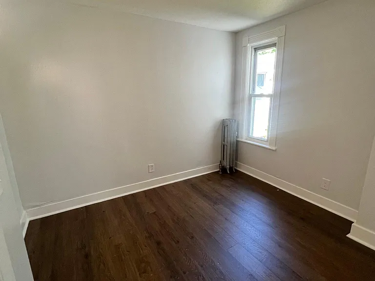 107 James St #1 — Photo 2
