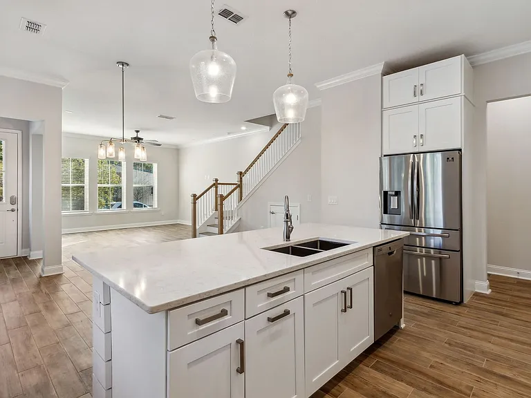 247 Beech St — Photo 18