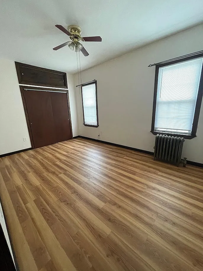 3 bed, 1270 sqft, $2,500 — Photo 4