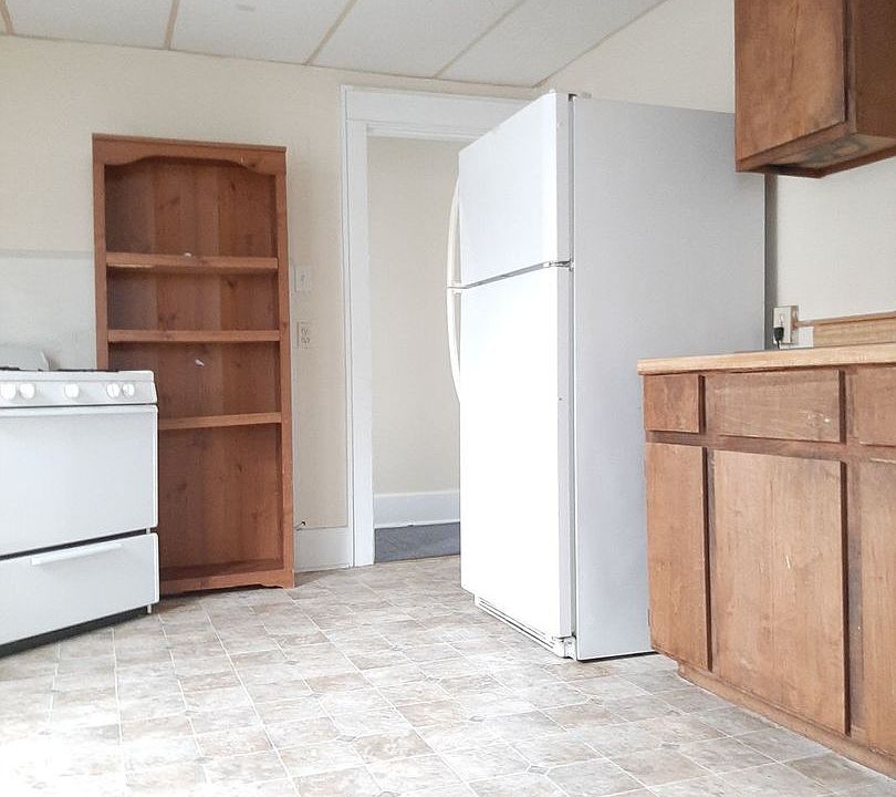 348 Wilson Avenue Apartment Rentals WV Zillow