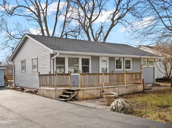 464 Douglas Rd, Batavia, IL 60510
