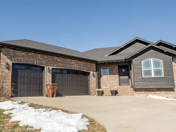 1211 Oak Hill Road, Ozark, MO 65721