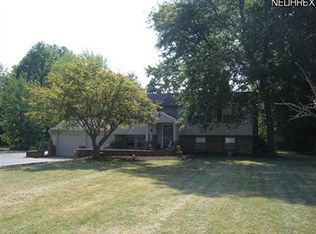 842 McArthur Dr, Girard, OH 44420