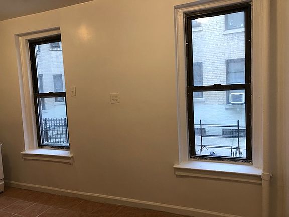 3rd image of 2 Adrian Ave #B1