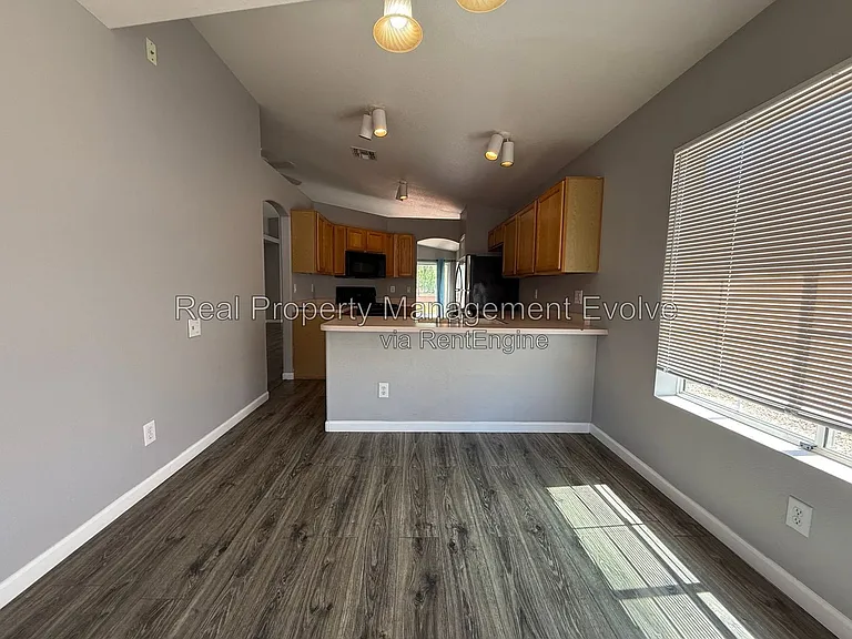 6246 W Blackhawk Dr — Photo 12