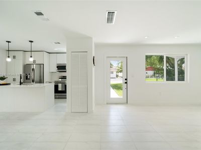 6461 SW 42nd St, South Miami, FL, 33155