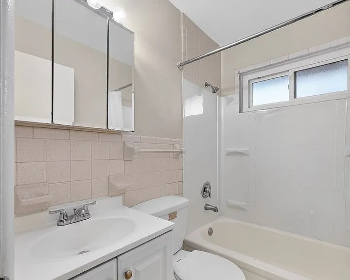10617 Dunkeld Cir — Photo 17
