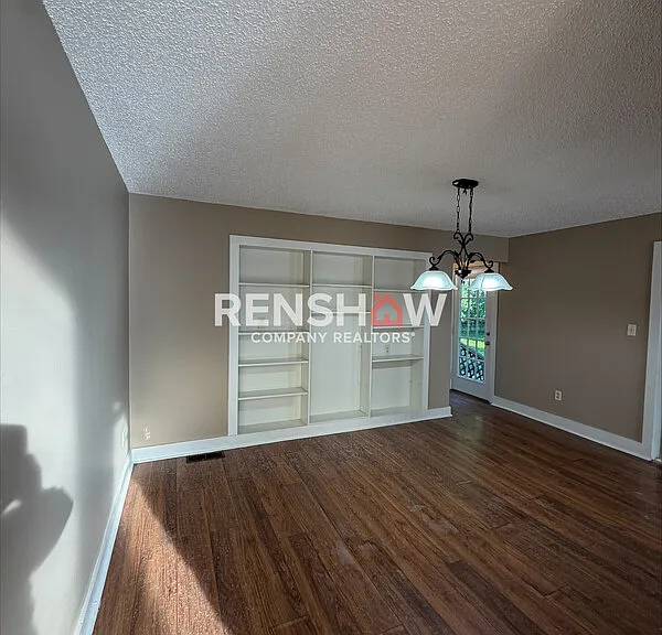 35 Maywood Dr — Photo 6