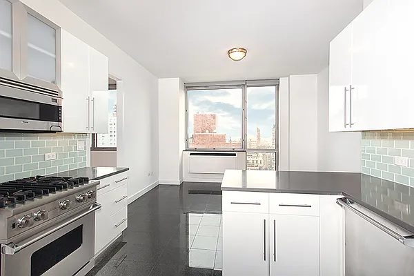 Rented by Brown Harris Stevens | media 20