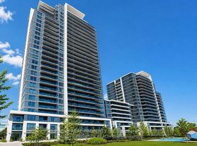 7165 Yonge St