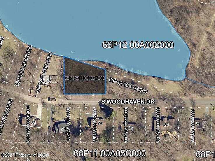 1st image of 24 S Woodhaven Dr