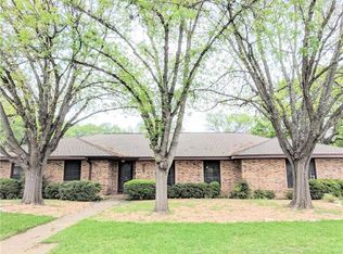 7009 Fence Line Dr, Austin, TX 78749