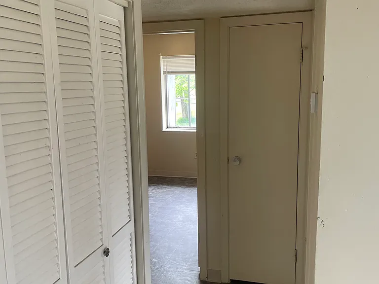 716 N Sprigg St #301 — Photo 3