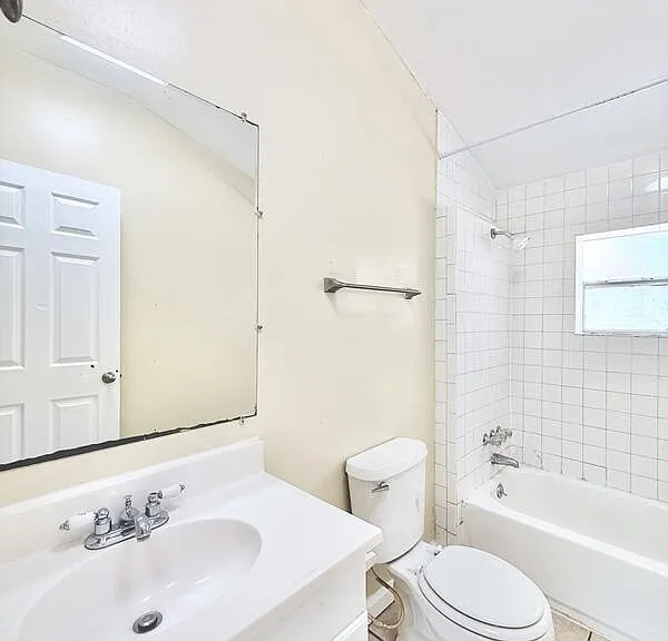 335 E Central Ave — Photo 31