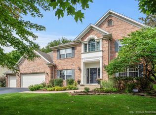 1017 Forest Trl, Sugar Grove, IL 60554