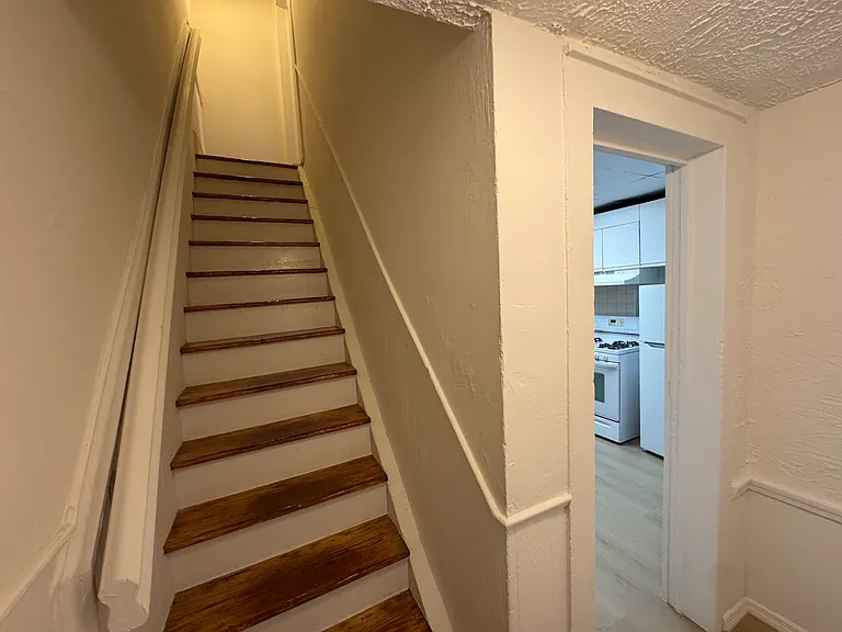 438 Highland Ave #2 — Photo 7