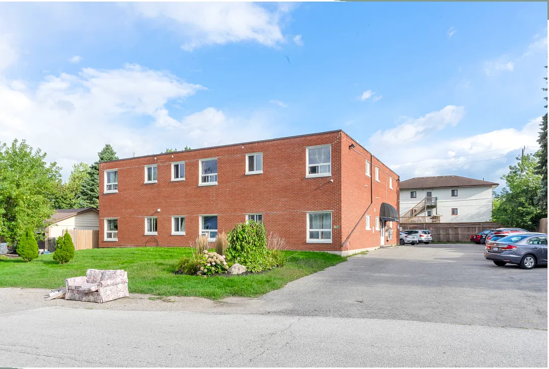 139 Queen St, Alliston, ON L9R 1K9, Canada — Photo 1