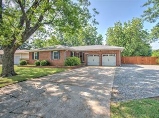 2501 Monta Pl, Muskogee, OK 74403