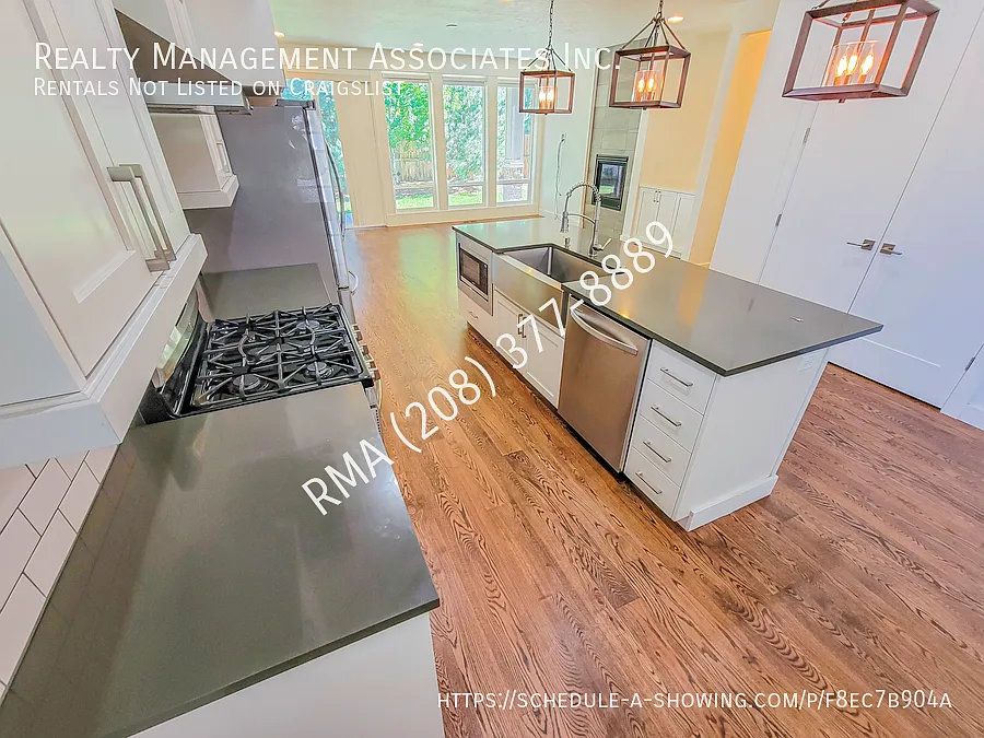 Luxurious 4 Bed Home in NW Boise~ off 28th, South of Hill Rd — Photo 4