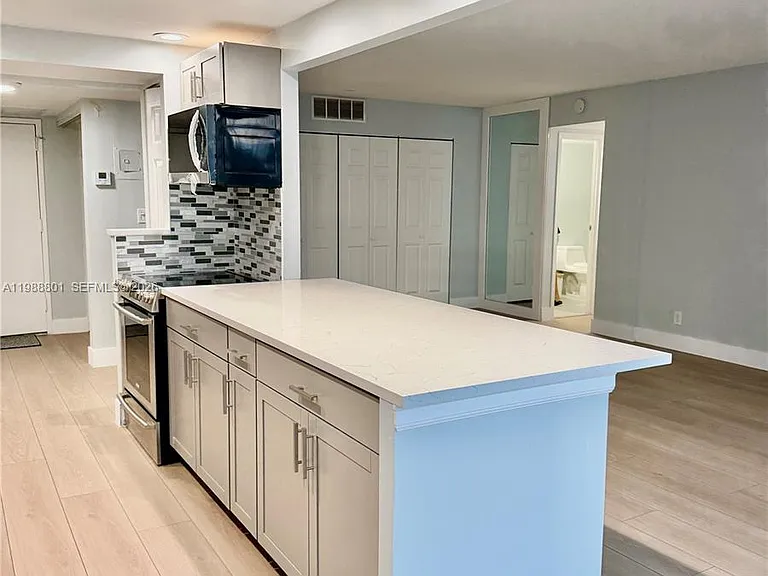 601 Three Islands Blvd #217 — Photo 5
