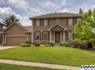 17611 S St, Omaha, NE 68135