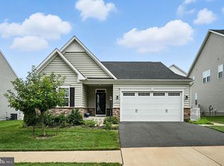 12221 Cranford Dr, Woodbridge, VA 22192