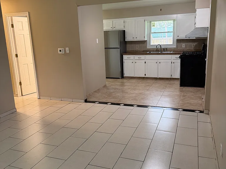 169 Elm Ln #169 — Photo 3