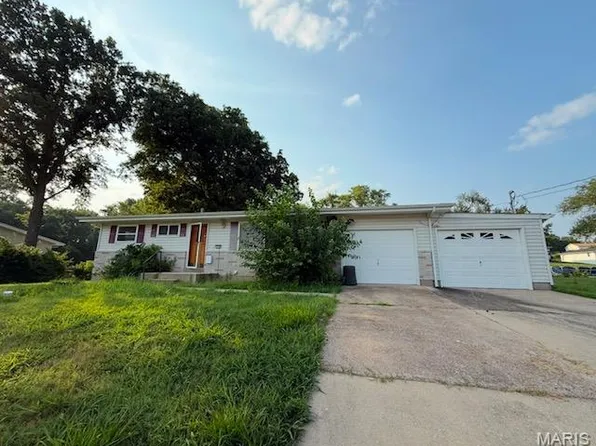 1532 Kingsway Dr, Arnold, MO 63010