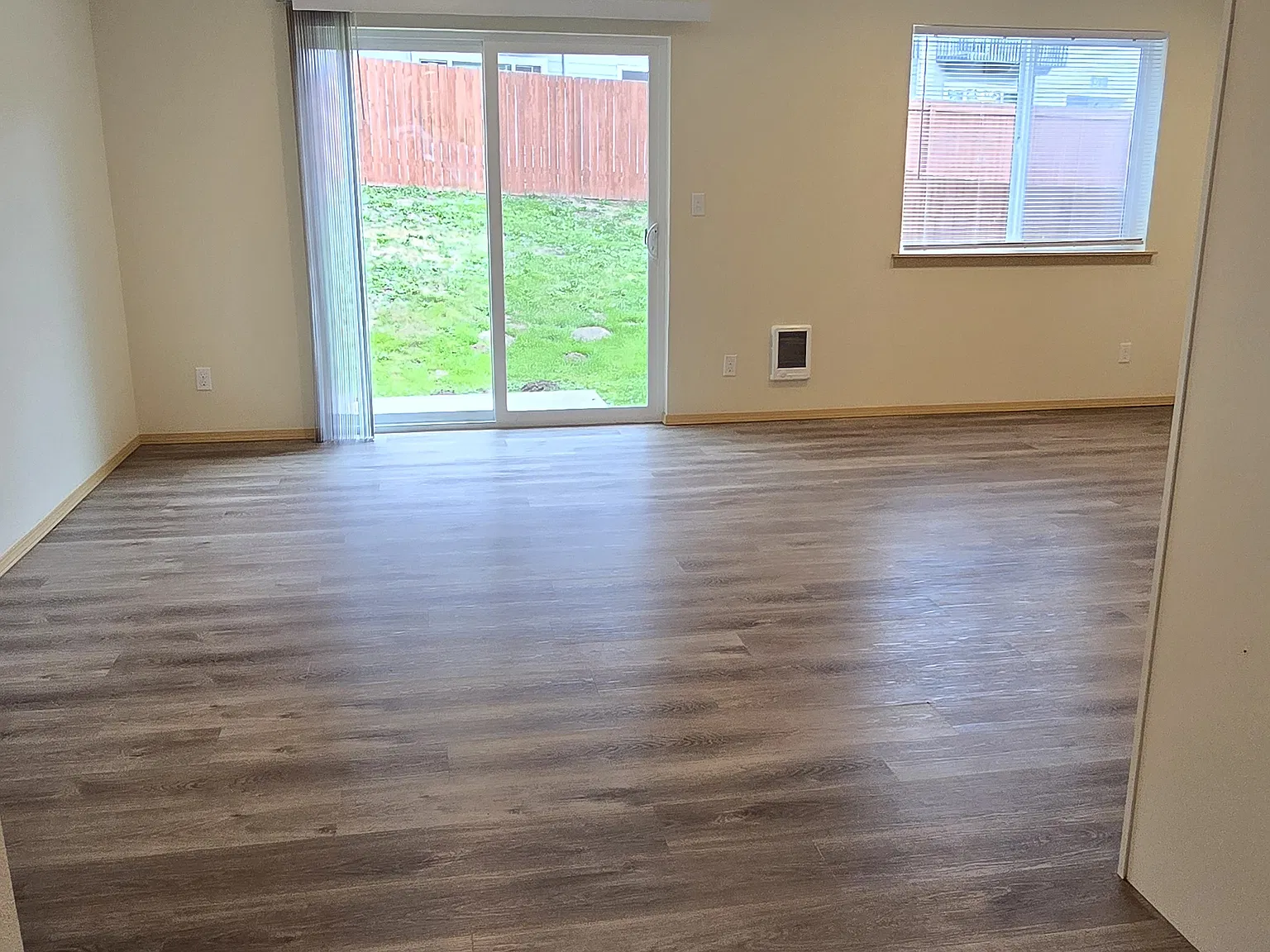 4 bed, 2.5 bath, 1467 sqft, $2,550 — Photo 4