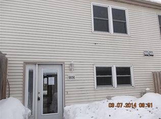 6656 Gretchen Ln N, Oakdale, MN 55128