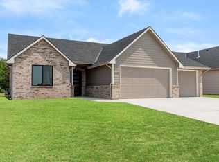 6616 N Silverton St, Wichita, KS 67219