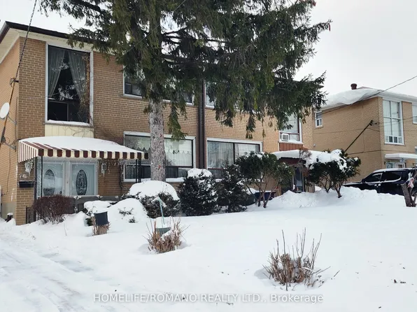 76 Chalkfarm Dr, Toronto, ON M3L 1L2